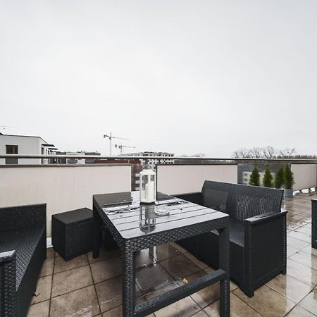 Apartament Z Tarasem Oraz Podziemnym Parkingiem Apartment Krakow Luaran gambar