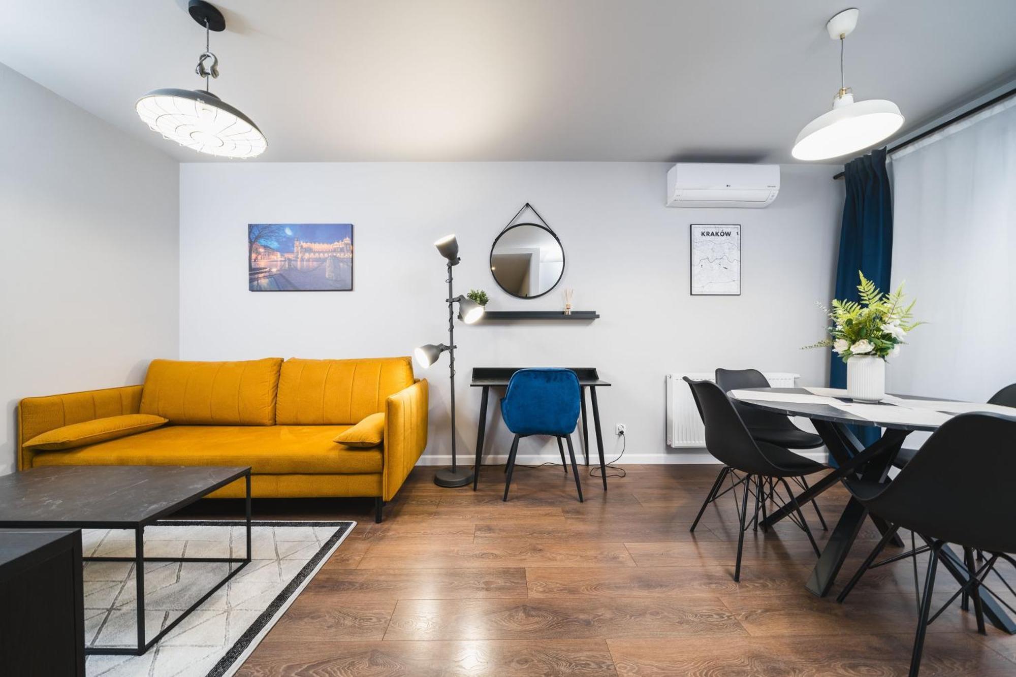 Apartament Z Tarasem Oraz Podziemnym Parkingiem Apartment Krakow Luaran gambar